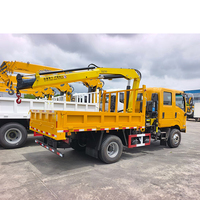 Camion grue à double cabine de 3,5 tonnes, grue hydraulique à flèche articulée, camion grue de chargement