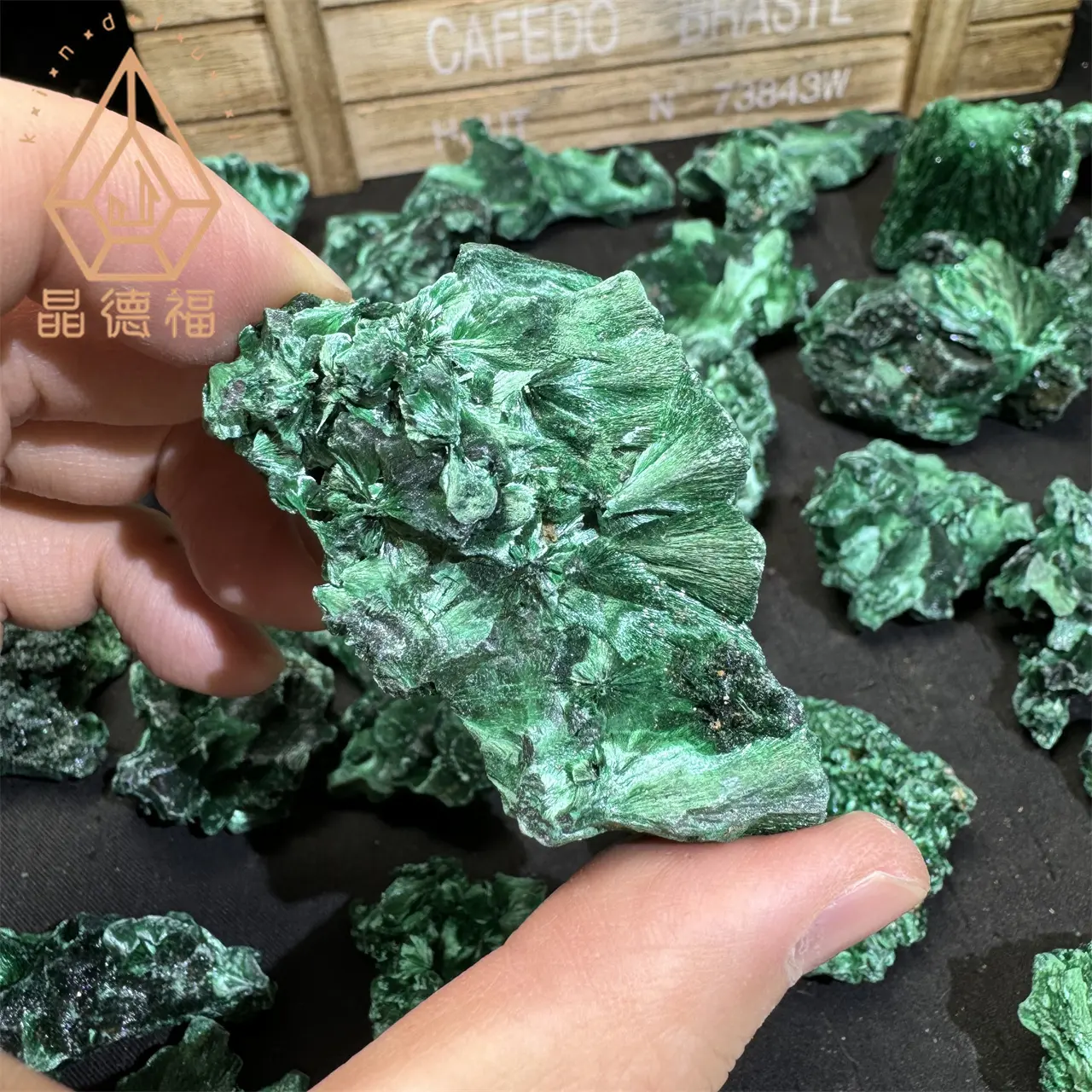 Kindfull malachite Specimen Natural Crystal Velvet malachite Specimen For Decoration