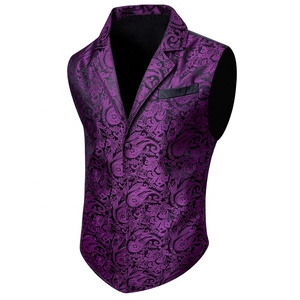 Set Gilet e Cravatta in Seta per Uomo Stile Vittoriano Personalizzato, Colletto su Misura, Motivo Paisley, Gilet Gotico Steampunk per Occasioni Formali/Casual - Product Image 2