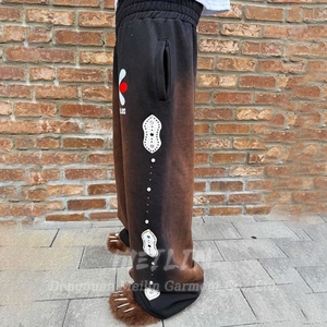 Pantalones de chándal de felpa francesa extragrandes personalizados, holgados, con pedrería, de pierna ancha, estilo jogger apilado, acampanados, con lavado ácido - Product Image 2
