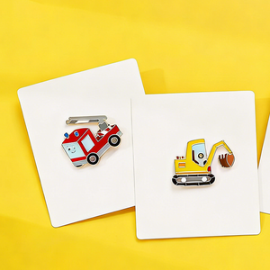Badge <span class=keywords><strong>de</strong></span> voiture <span class=keywords><strong>de</strong></span> course, badge <span class=keywords><strong>de</strong></span> <span class=keywords><strong>camion</strong></span> <span class=keywords><strong>de</strong></span> pompiers mignon, badge pour enfants, badge pour étudiants, épingle à revers - Product Image 3