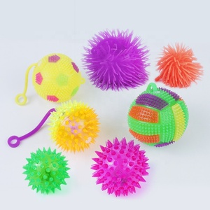Hot bán ánh sáng lên bóng đá với tiếng còi Spike bóng Strobe Spiky Dog bóng nhấp nháy Bóng Đá Bóng Đá bóp trẻ em Đồ chơi Quà tặng - Product Image 2