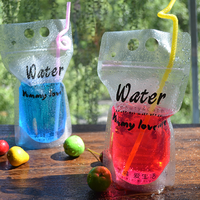 Emballage sans BPA de jus de fruits en plastique transparent réutilisable sac personnalisé avec fermeture éclair pochettes à boisson debout avec paille et trou