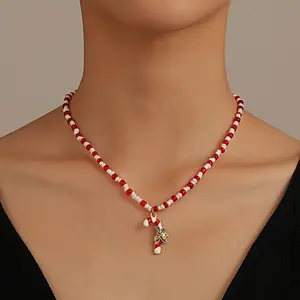 Großhandel Mode Weihnachten handgemachte Perle Halskette Schneemann Charms Halsketten für Frauen