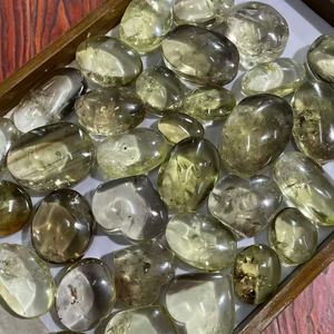 Adorno de Piedra Natural Pulida de Cristal Dorado Kindfull, Piedra de Palma Ovalada de Citrino para Regalo - Product Image 1
