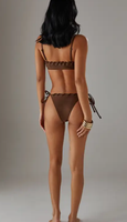 Ensemble de bikinis 2 pièces personnalisés en gros d'usine, avec œillets, haut bandeau marron uni, bretelles réglables, bas brésilien à nouer sur le côté
