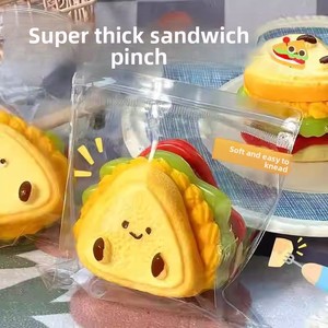 Jouet anti-stress souple en silicone de qualité alimentaire, extra-épais, en forme de sandwich, hamburger superposé style bébé, sensoriel aquatique - Product Image 1