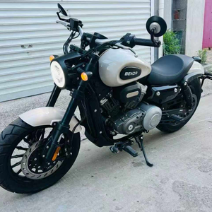 Benda Jinjila <span class=keywords><strong>300</strong></span> TCS. Motor bicilíndrico en V, refrigeración por agua, inyección electrónica de combustible, transmisión por correa, ABS+TCS, tablero LCD a todo color. Buen estado, Excelente - Product Image 3