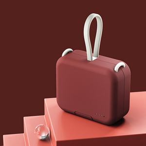 Batterie externe portable multifonctionnelle avec charge rapide et double câble, style sac à dos - Product Image 5