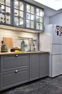 Instalación de Gabinetes de Cocina Organizados, Catálogo de Puertas de Gabinetes de Cocina con Vidrio, Gabinetes de Cocina de PVC Lacado con Isla - Product Image 3