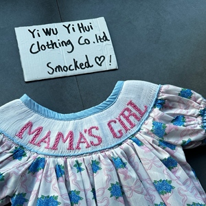 Yihui Tutine a Bolle con Ricamo a Mano PRE-ORDINE Ingrosso Abbigliamento Estivo per Bambini Stile Popolare MAMA'S GIRL Motivo Personalizzato - Product Image 4