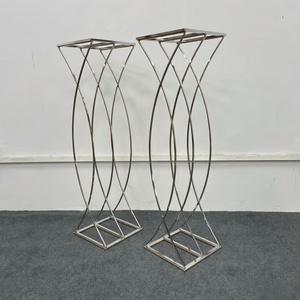 ซุ้มแต่งงานรูปทรงนางเงือกปี 2026 พร้อมขาตั้งโลหะสำหรับตกแต่งงานแต่งงาน งานวันเกิดในสวน - Product Image 3