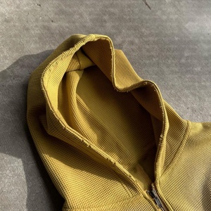 Sudadera con Capucha Extra Grande de Alta Calidad con Logotipo Personalizado, Estilo Desgastado, Tejido Waffle, 100% Algodón, Cierre de Cremallera - Product Image 2