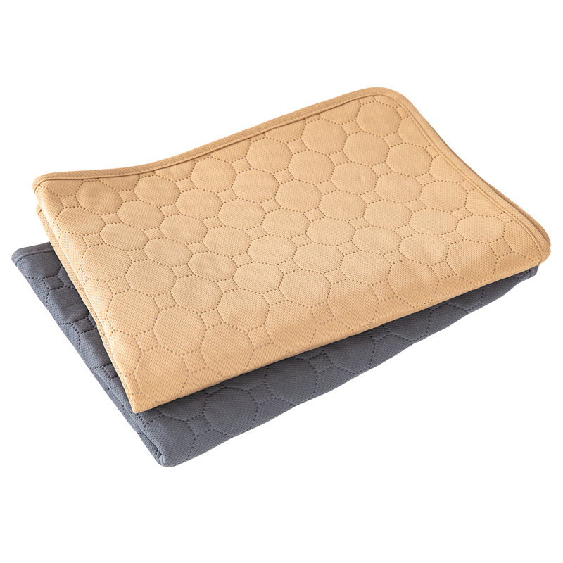 Коврик для щенка Эко-дружественных супер абсорбент подгузник для животных собака пи колодки Нескользящая моющиеся