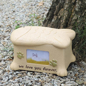Resin Pet <strong>Urn</strong> for Puppy <strong>Cat</strong> Dog Kitten Memorial Cremation Coffin with Bone &amp; Fish Shape - Product Image 3
