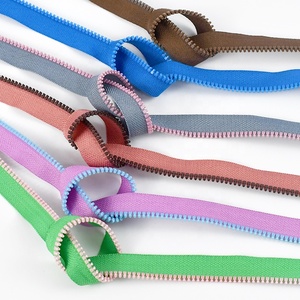 Deepeel ap014 3 # Băng Cho Túi Hành Lý May Nhựa Dây Kéo Thân Thiện Với Môi Tự Làm Quần Áo Áo Khoác Phụ Kiện Open-End Nhựa Dây Kéo - Product Image 4