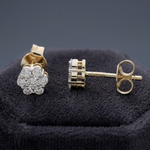 Boucles d'oreilles classiques en or jaune 14 carats plaqué rhodium avec diamants naturels ronds taille brillant pour femme – Élégance et luxe pour fêtes et mariages - Product Image 1