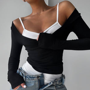 Color-Blocked Layered Two-Piece Set with Long-Sleeve Crew Neck T-<b>Shirt</b> and Knit Tank Simple <b>Y2K</b> Street Casual Style - Product Image 5