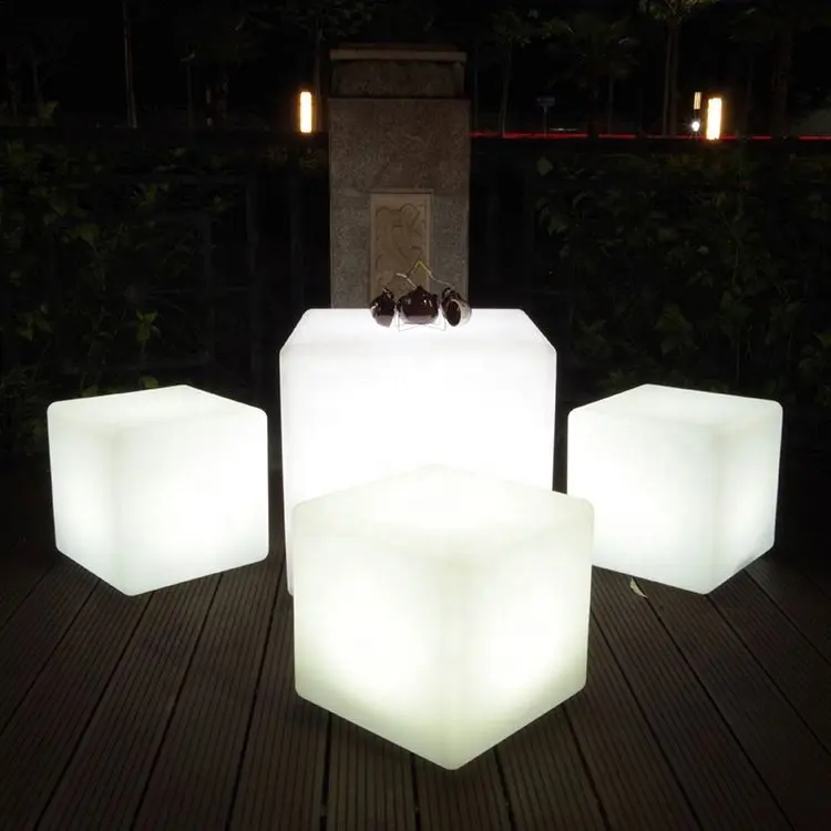 照明付きLEDキューブチェアレンタルウェディングイベントビーチレンタル屋外家具ガーデンLEDキューブチェアテーブルライト付き