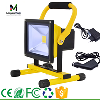 Faro da Lavoro LED Ricaricabile Portatile con Supporto, Batteria Integrata 18650, Caricatore per Auto, per Campeggio Esterno ed Emergenze