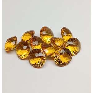 Zafiro Dorado de Alta Calidad, Tratado Térmicamente, Creado en Laboratorio, 10x10 mm, Corte Fuegos Artificiales, Nuevo Producto - Product Image 3