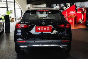 سيارة مرسيدس بنز GLA من البنزين SUV 5 مقاعد من الصين سيارات رخيصة للبيع NEVEAUTO - Product Image 4