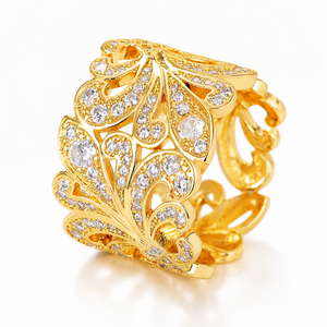 Anillo de Mujer con Corte Brillante Redondo y Engaste Pavé en Forma de Flor, Joyería de Moda para Uso Diario - Product Image 1