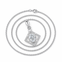 Pendentif Moissanite Couleur D 1 Carat avec Chaîne en Argent Pur, Poids Total 3.4G, Cadeau Idéal pour Rendez-vous Galants, Géométrie Classique