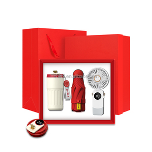 Cadeaux publicitaires d'entreprise personnalisés Tasse promotionnelle + Batterie externe + Ventilateur pliable avec logo Papeterie de bureau Ensemble de Noël - Product Image 3