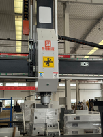 Máquina CNC de 5 Ejes con Controlador RTCP, Fresadora, Torno, Molde, Componente Central para Empresas de Publicidad, Industria Publicitaria