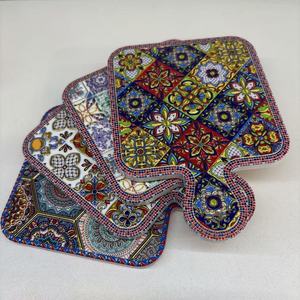 Sous-verres en céramique faits sur mesure en Chine, avec un relief carré, sensation excellente, pour l'isolation thermique et les promotions - Product Image 3