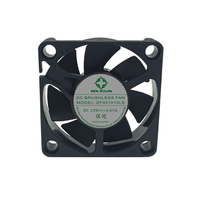 Ventilateur axial sans balais DC OEM 45x45x10mm avec roulement à billes pour le refroidissement des serveurs, routeurs et NAS