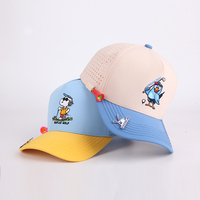 Vente en gros Casquette de golf classique personnalisée avec logo brodé 5 panneaux en nylon imperméable à l'eau Casquette pour hommes pour sports de plein air