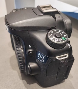 Appareil photo numérique d'occasion de haute qualité Canon EOS <span class=keywords><strong>70D</strong></span>, gamme moyenne, 20MP, boîtier nu - Product Image 5