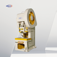 Presse à poinçonner mécanique de 63 tonnes à forte force d'emboutissage pour l'emboutissage et le gaufrage de tôles d'acier en usine de supports métalliques