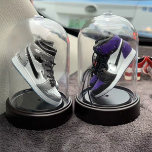 Bán buôn Thiết kế tay in PVC bóng rổ Giày Móc Chìa Khóa Jor Dan 1 Mini Sneaker 3D Keychain với hộp - Product Image 3