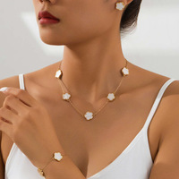 YWJW 1 Set de Joyería de Moda Europea y Americana, Chapado en Oro, Aleación, Trébol de Cinco Hojas, Pulsera, Collar y Pendientes para Mujer