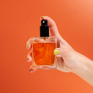 Bán Buôn Sang Trọng Rõ Ràng Quảng Trường 30Ml 50Ml 100Ml Sương Mù Tốt Chai Xịt Thủy Tinh Với Bìa - Product Image 1