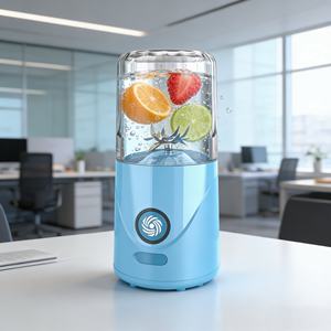 Mini-mixeur portable 260 ml, alimenté par batterie, rechargeable par USB, 2 lames, broyeur de glace, sans BPA, anti-fuite, pour smoothies, utilisation en extérieur - Product Image 4