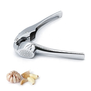 Utensilio Clásico para Verduras, Prensa de Ajo Metálica de Zinc, Modelo 01BC039 - Product Image 5