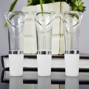 Baiyi Diamond Cut Wine Decanter 500-1000ml Portable Travel Use - Product Image 1