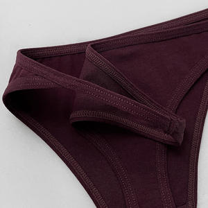 Culotte string confortable en coton pour femme, taille basse, avec logo teint uni, séchage rapide pour le sport et le fitness - Product Image 4