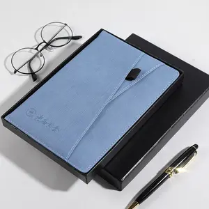 Journal d'usine cahier à couverture rigide ensemble cadeau personnalisé utilisation de bureau beau planificateur en cuir pu doublé avec boucle et poche pour stylo