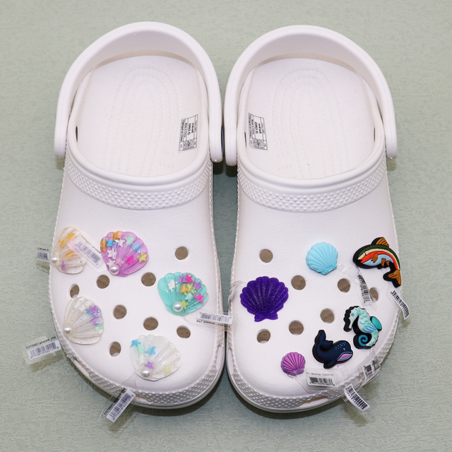 Wholesale PVC Custom Clog PVC Shoe Charms Custom Designer Sandals Shoe Charms Wholesale