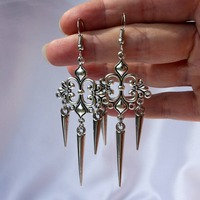 Pendientes puntiagudos góticos chapados en plata antigua de aleación de circón geométrico de moda de comercio exterior transfronterizo pendientes de personalidad