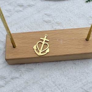 Collier populaire en or plaqué 18 carats avec croix de Camargue, délicat, sans nickel, avec pendentif croix d'ancre, foi, espoir, amour, bijoux spirituels - Product Image 4