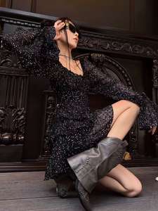 Botas de <span class=keywords><strong>vaquero</strong></span> occidentales con punta en pico para mujer, decoración de remache de tacón grueso, botas de media pantorrilla estilo <span class=keywords><strong>bootcut</strong></span> de pantorrilla ancha para verano 2025 - Product Image 4