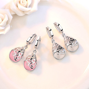 Orecchini Pendenti a Cerchio con Totem in Argento e Pietra Lunare per Donna, Accessori Moda Vintage - Product Image 4