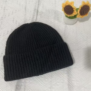 หมวกถักผสมขนสัตว์สไตล์เกาหลี หมวกกันลมอุ่นพับได้ หมวกบีนนี่สำหรับทั้งชายและหญิง หมวกฤดูใบไม้ร่วงฤดูหนาว - Product Image 2