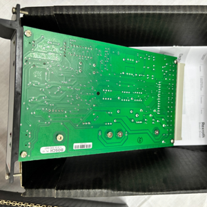 0811405061 VT-VRRA1-537-20/V0 เครื่องขยายสัญญาณการไหลสำหรับอุปกรณ์อุตสาหกรรม - Product Image 3